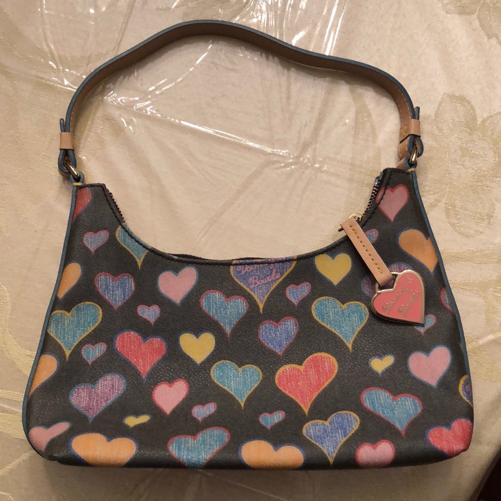 Dooney & Bourke small purse